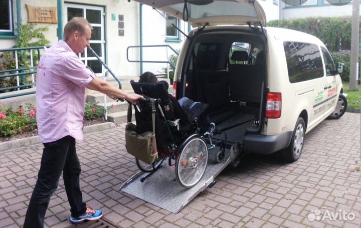 Перевозка лежачих больных и инвалидов-колясочников