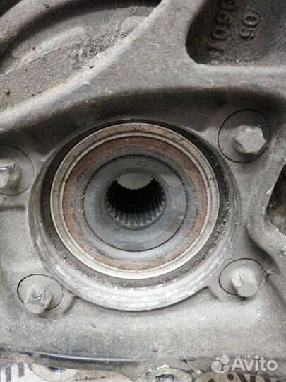 Кулак задний правый Mercdes W211 W219