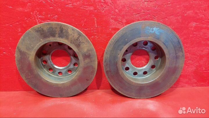 Диск тормозной задний Volkswagen Touran BKC 2005