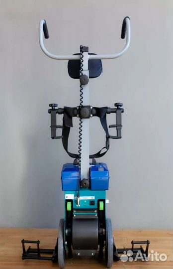 Лестничный подъемник Пума-160 для инвалидов