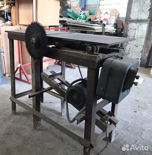 Распиловочный станок