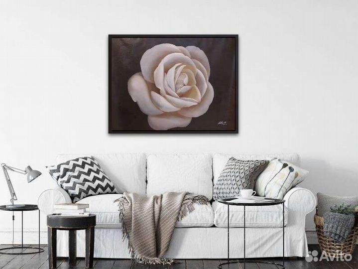Картина маслом белая роза на черном