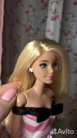 Барби к 65-летию со светлыми волосами