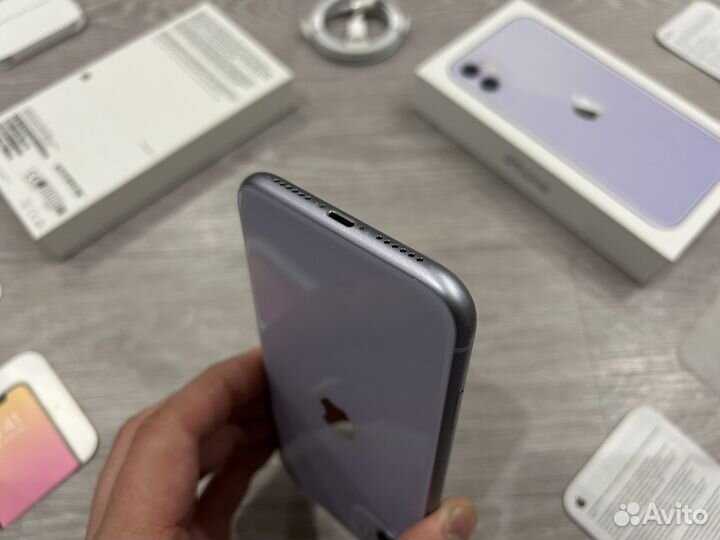 iPhone 11, 128 ГБ