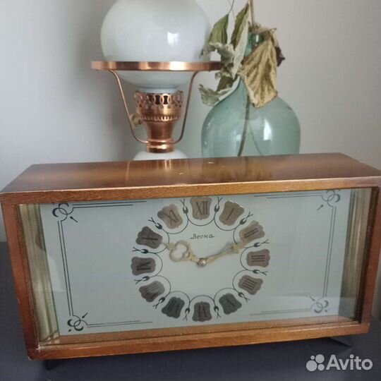 Настольная лампа ссср+часы Весна