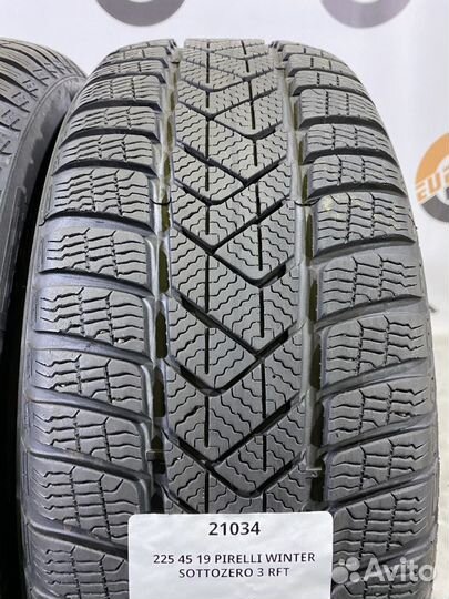 Pirelli Winter Sottozero 3 225/45 R19