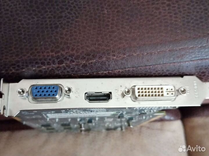 Видеокарта на 2gb