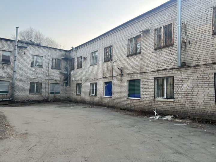 Продается нежилое помещение 1956 кв.м