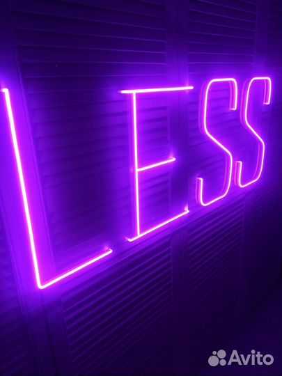 Неоновая вывеска
