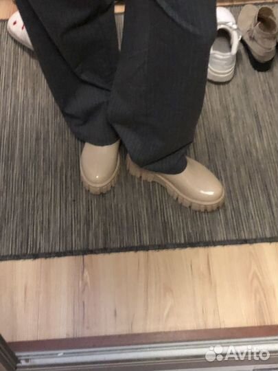 Резиновые сапоги
