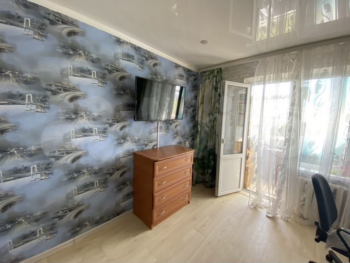 2-к. квартира, 47 м², 3/9 эт.