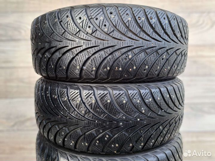 Goodyear UltraGrip Extreme 205/55 R16