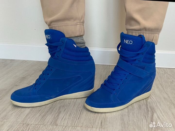 Кроссовки на скале (сникерсы) 37 размер