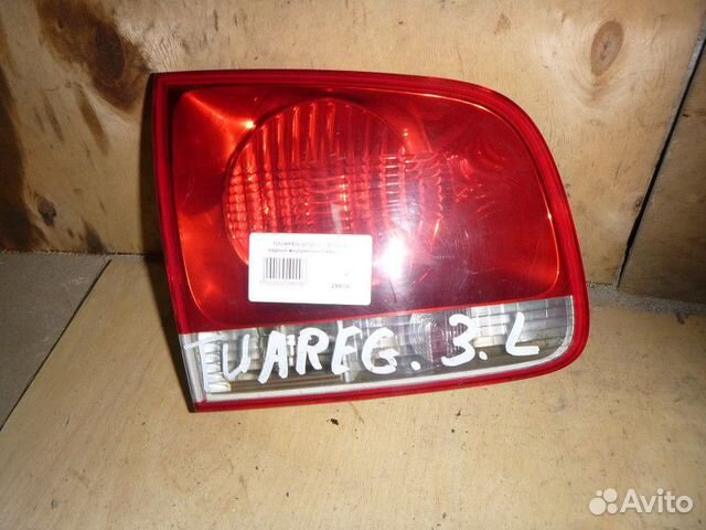 Фонарь задний внутренний левый Volkswagen touareg