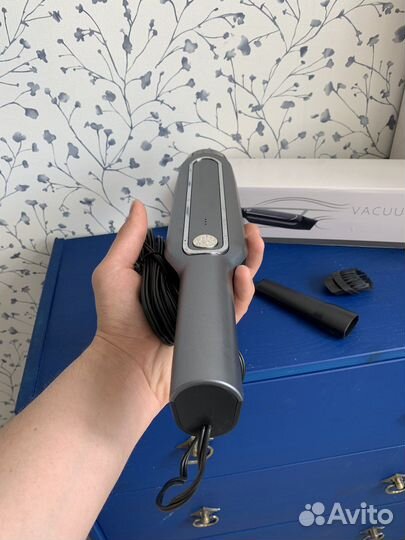 Автомобильный пылесос