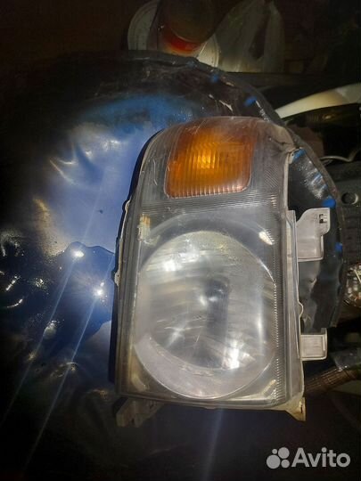 Фары от Toyota 81