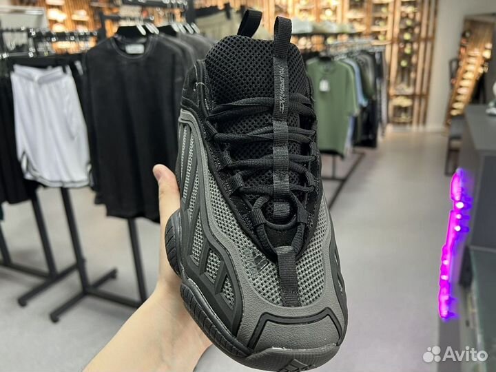 Кроссовки мужские Adidas Yeezy Boost 500