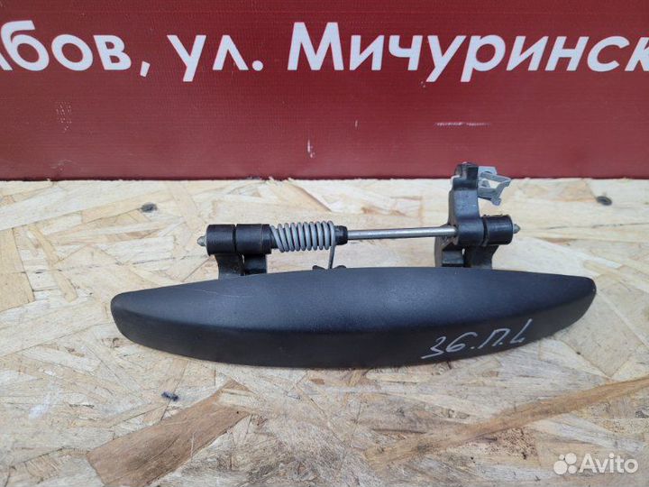 Ручка двери внешняя передняя левая Renault Duster