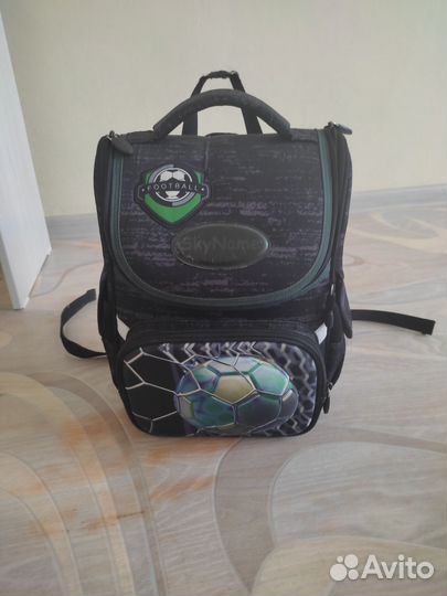 Портфель школьный для мальчика