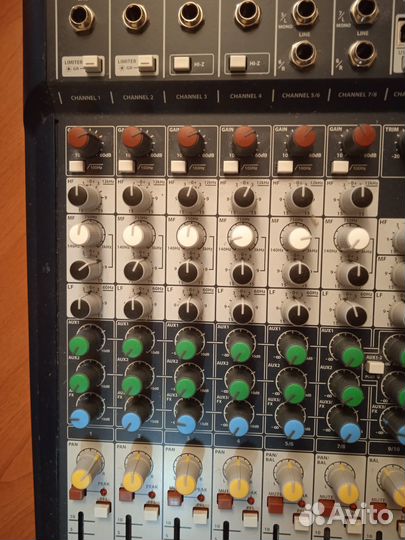 Микшерный пульт Soundcraft signature 10