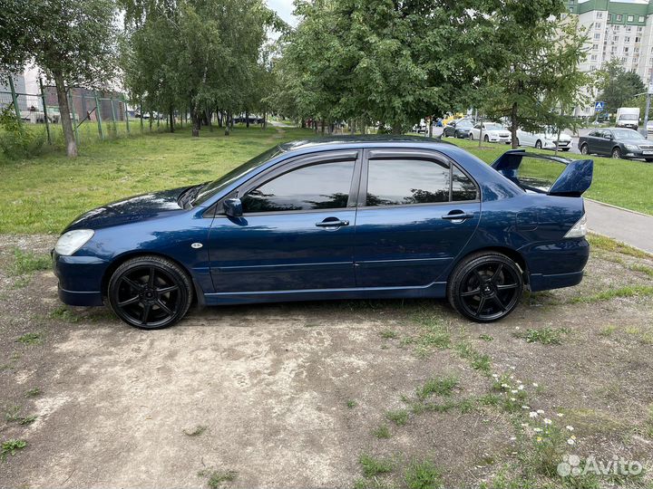 Mitsubishi Lancer 2.0 МТ, 2004, 3 190 км