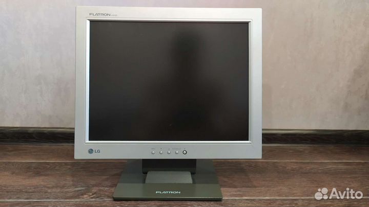 Компьютерный монитор LG flatron