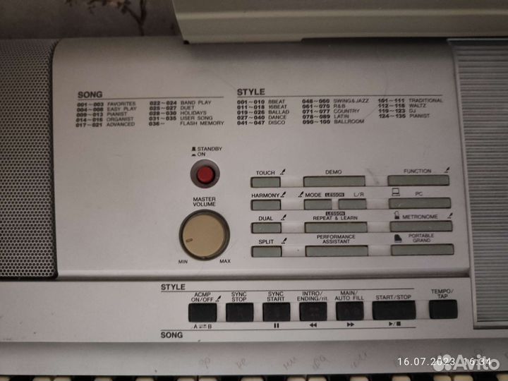 Синтезатор yamaha