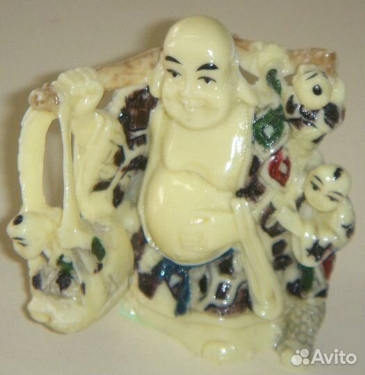 Статуэтки Будды в ассортименте