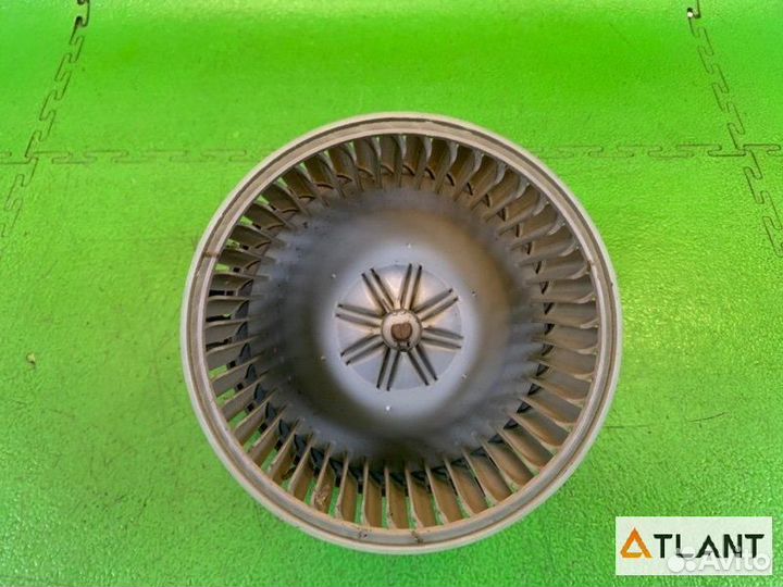 Мотор печки toyota grand hiace