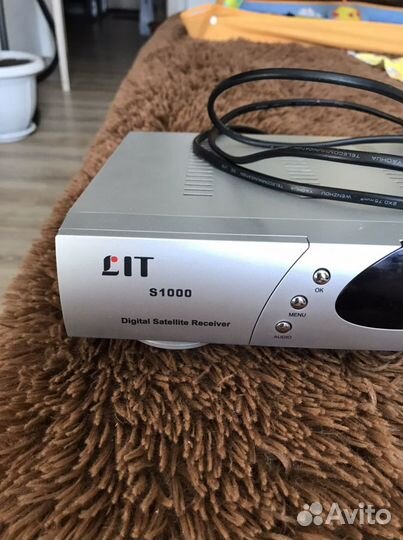 Цифровой спутниковый ресивер Lit S1000