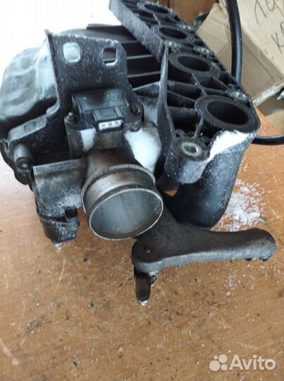 Впускной коллектор renault kangoo 1 clio 1