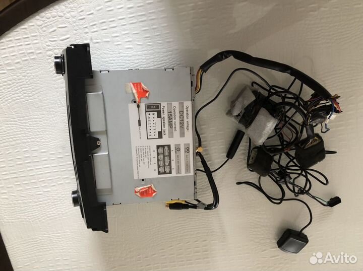 Продаю головное устройство Тойота Прадо 120