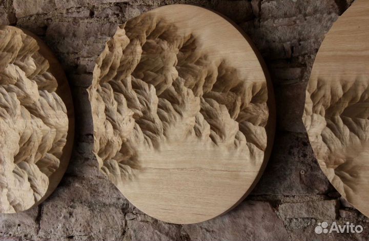 Панно из дерева