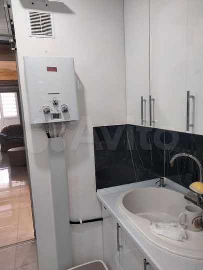 4-к. квартира, 79,5 м², 1/3 эт.