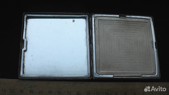 Пудреница женская СССР Ленинград мельхиор. небольш