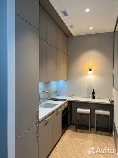 Кухонный гарнитур с барной стойкой на заказ