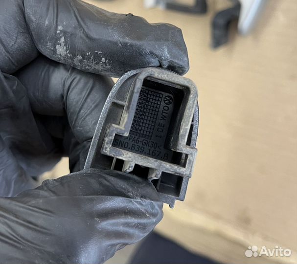 Комплект ручек дверей серебристых VAG Фольцваген