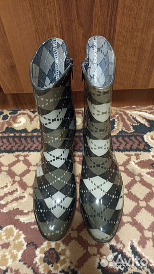 Женские резиновые сапоги 36р-р