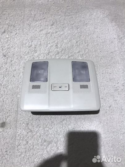 Плафон(фонарь в салон) Mazda 3 BM. оригинал