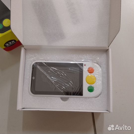 Электронный ручной видеоувеличитель UM005