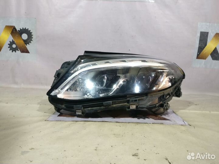 Mercedes W166 GLE Фара Левая 12584