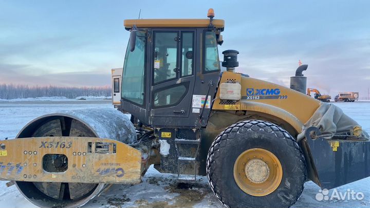 Машинист катка \ Вахта