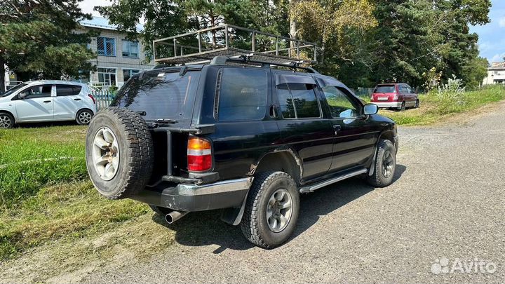 Nissan Terrano 3.2 AT, 1996, 230 км