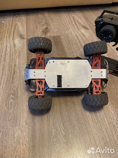 Радиоуправляемая машина S-max