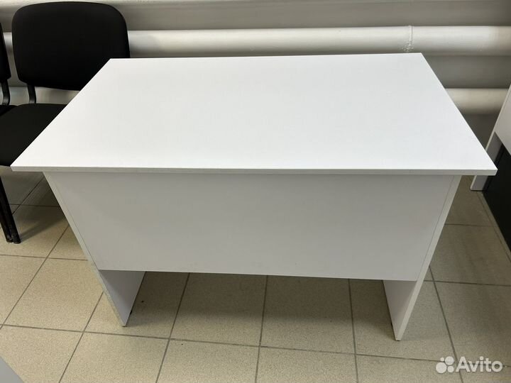 Стол офисный