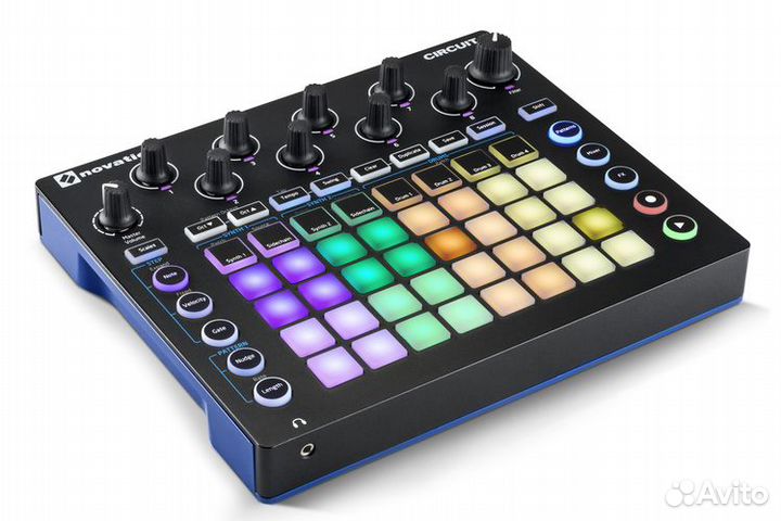 Грувбокс Novation Circuit