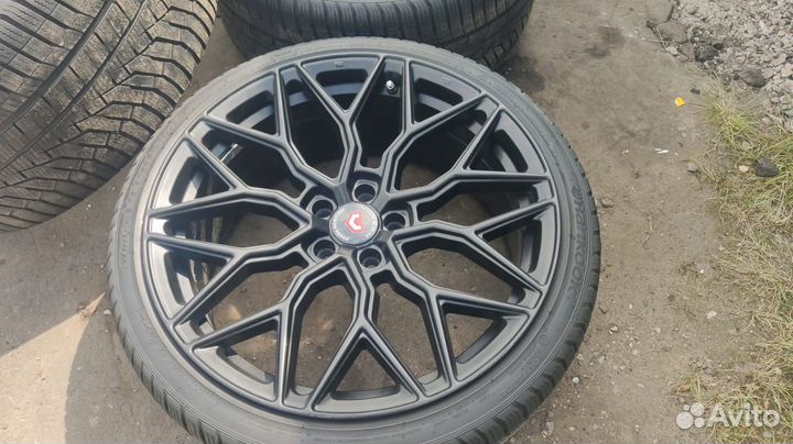 Зима 20 BMW, Mercedes