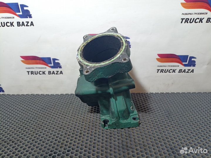 Патрубок впускного коллектора Volvo FH