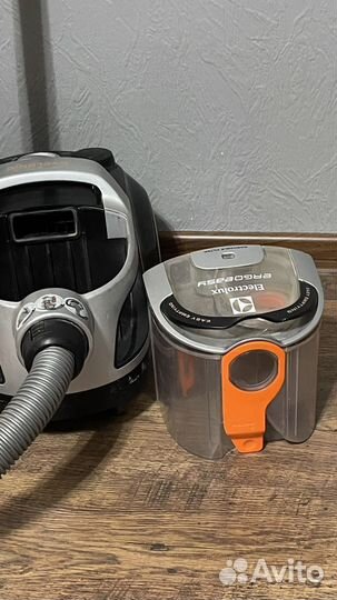 Пылесос Philips