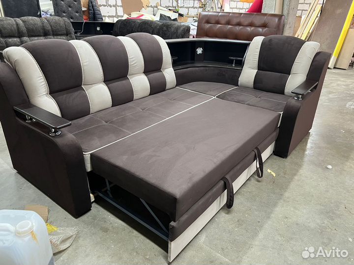 Угловой диван